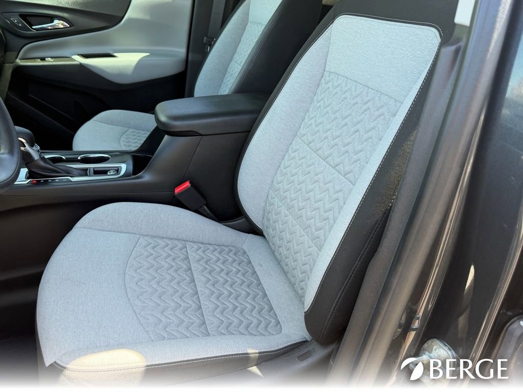 Used 2022 Chevrolet Equinox LS w/ LS Convenience Package AWD/4WD image 21