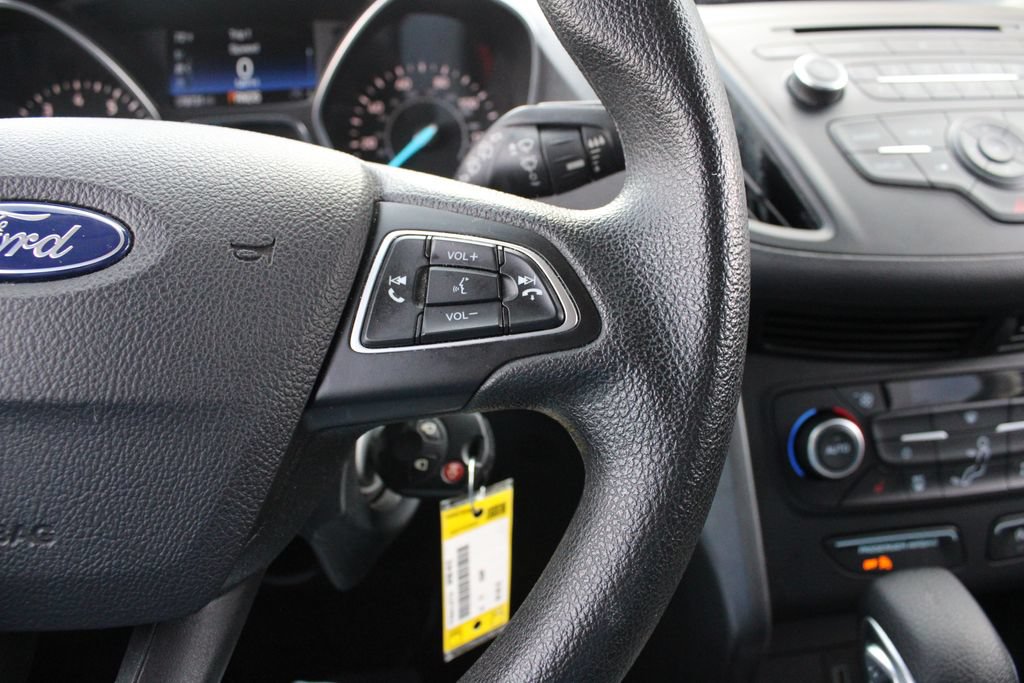 Used 2018 Ford Escape SE FWD image 13