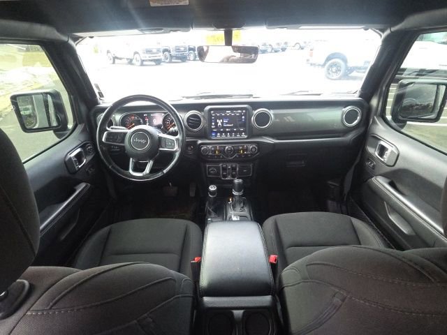 Used 2020 Jeep Wrangler Unlimited Sahara image 21