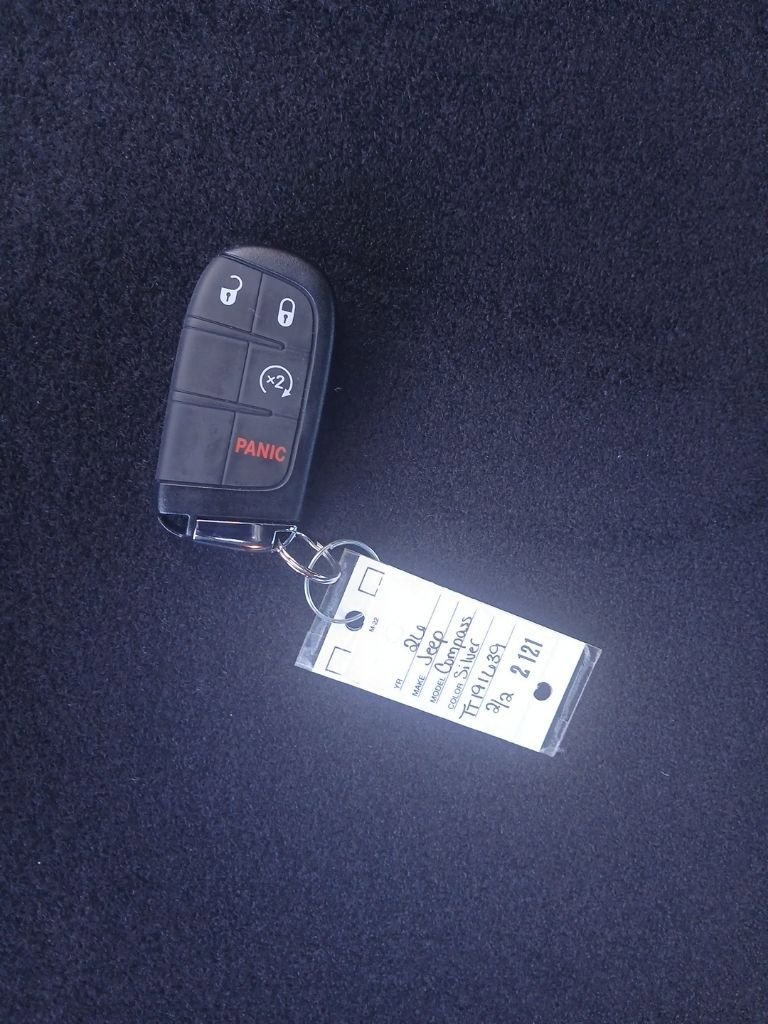 New 2026 Jeep Compass Latitude image 39