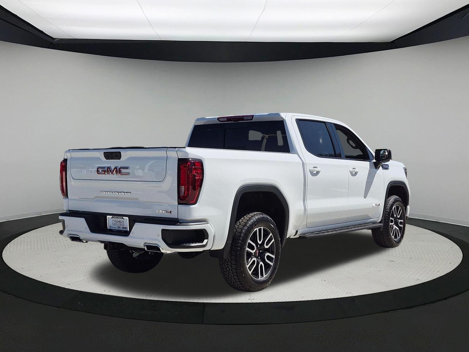 New 2026 GMC Sierra 1500 AT4 w/ Technology Package AWD/4WD image 5