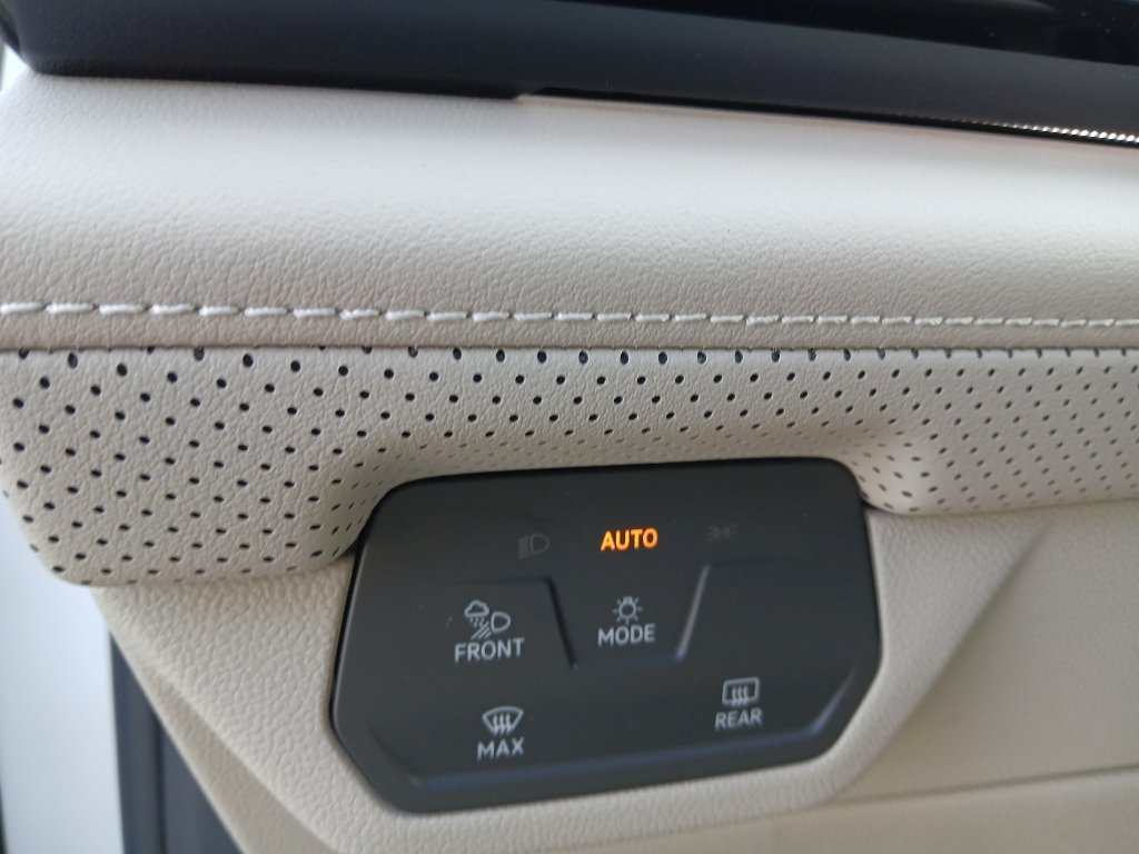 New 2026 Volkswagen Atlas SEL AWD/4WD image 12