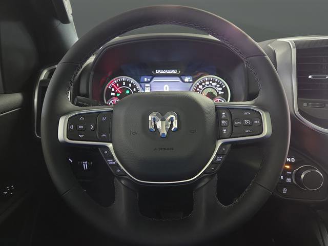 New 2026 RAM 1500 4x4 Crew Cab image 15