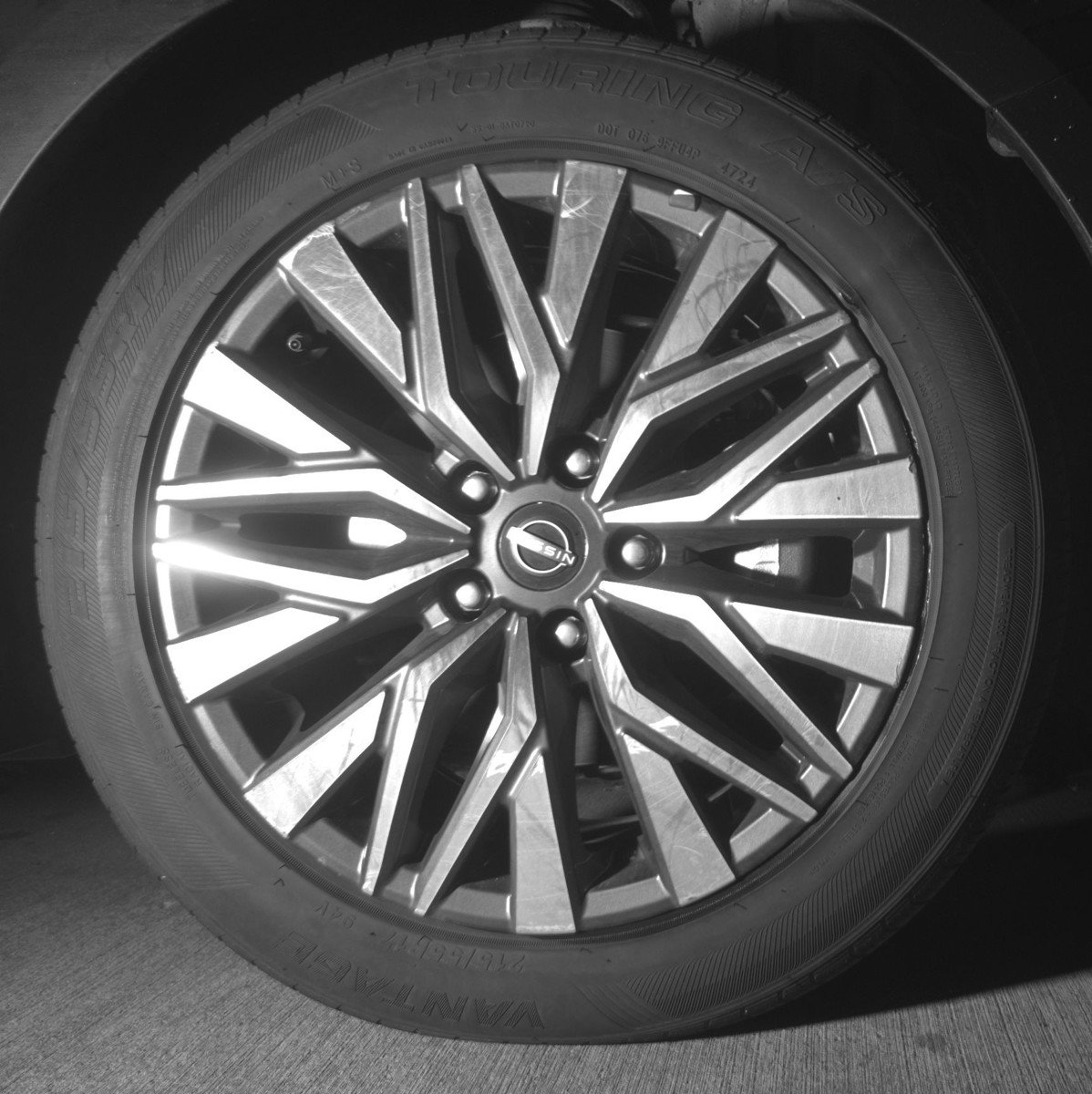 Used 2025 Nissan Altima 2.5 SV image 13