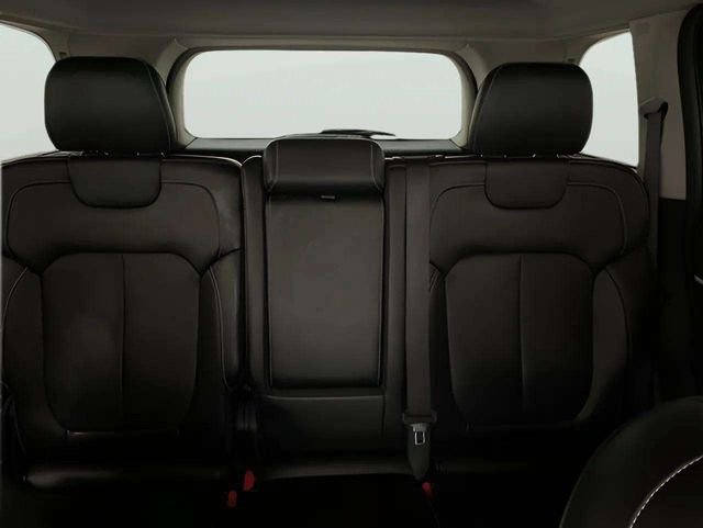 Used 2023 Jeep Grand Cherokee 4WD 4xe w/ Luxury Tech Group II image 47