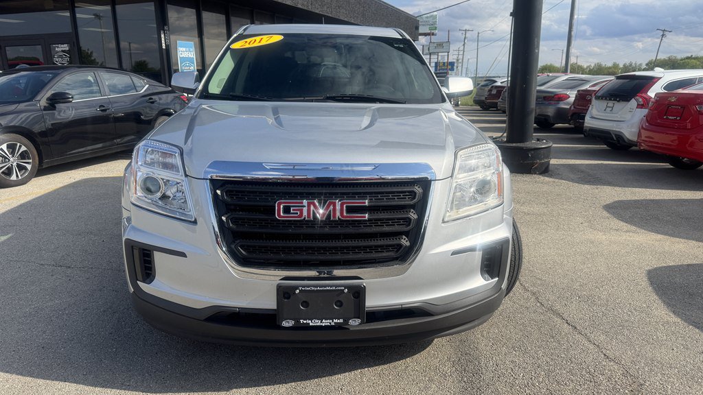 Used 2017 GMC Terrain SLE FWD image 3