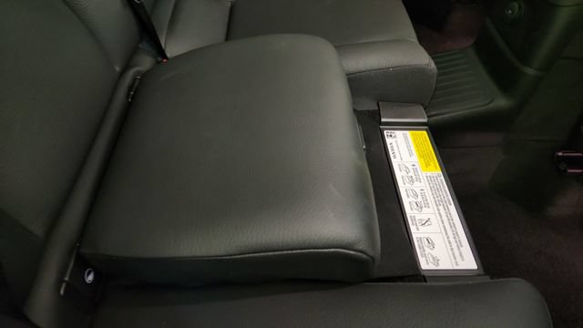 Certified 2023 Volvo XC60 T8 Plus AWD/4WD image 32
