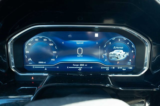 Used 2022 Chevrolet Silverado 1500 High Country w/ High Country Premium Package image 21