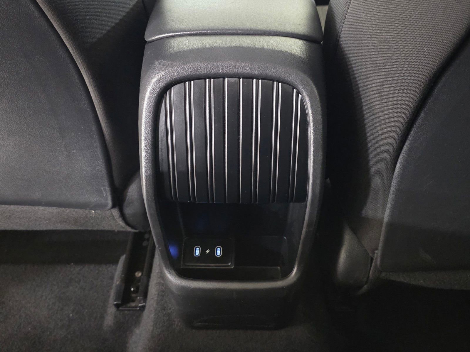 Certified 2024 Hyundai Kona SE FWD image 16
