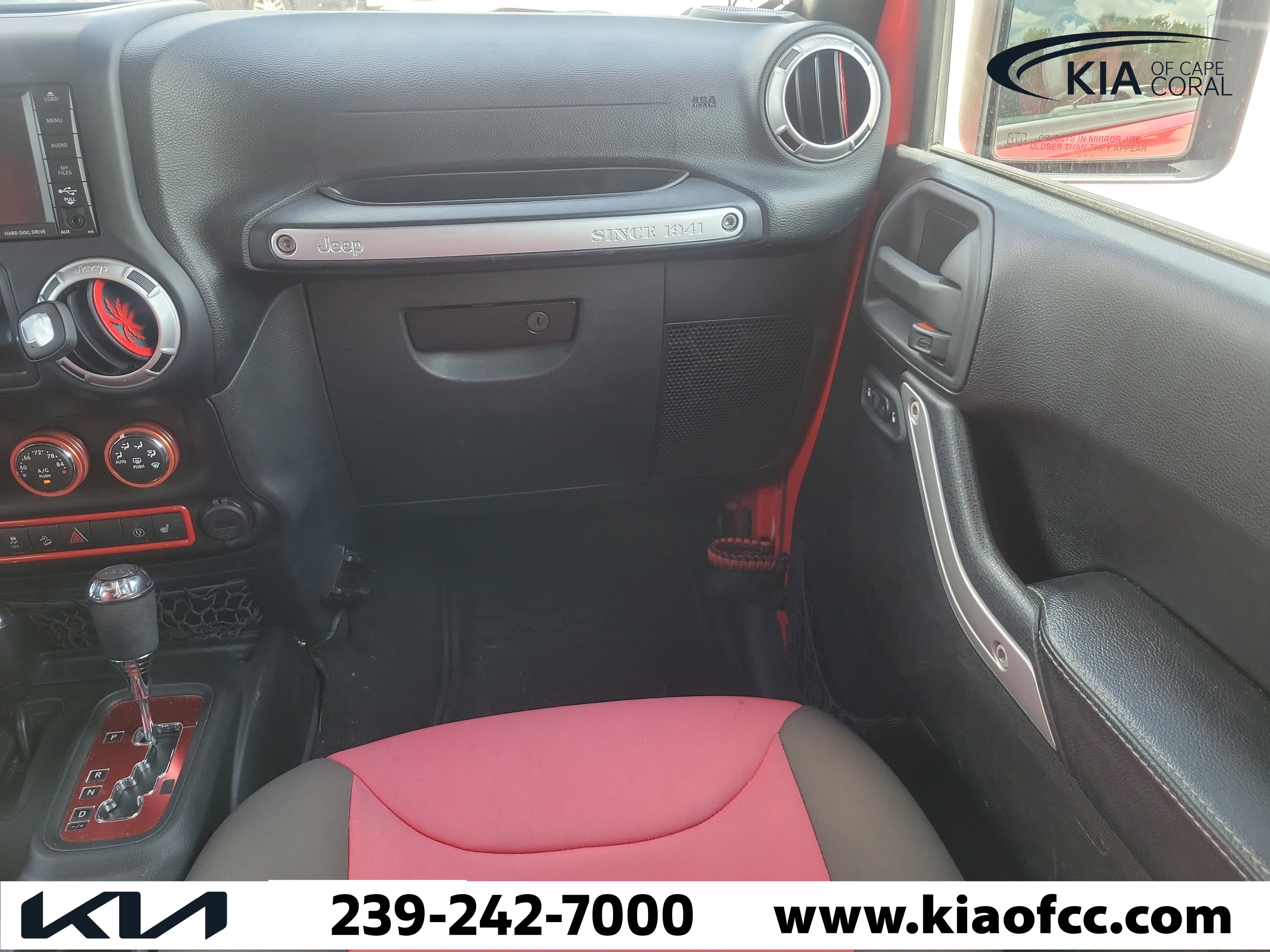 Used 2016 Jeep Wrangler Unlimited Rubicon AWD/4WD image 17