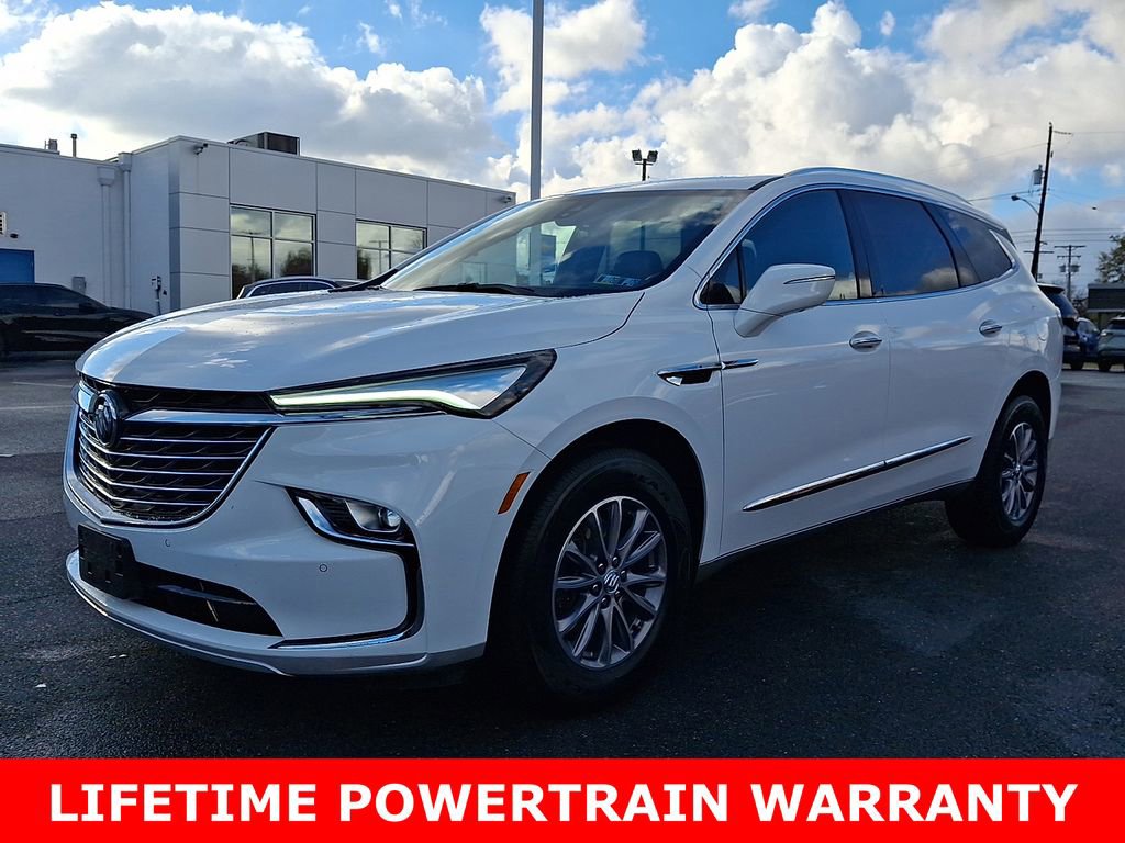 Used 2024 Buick Enclave Premium image 3
