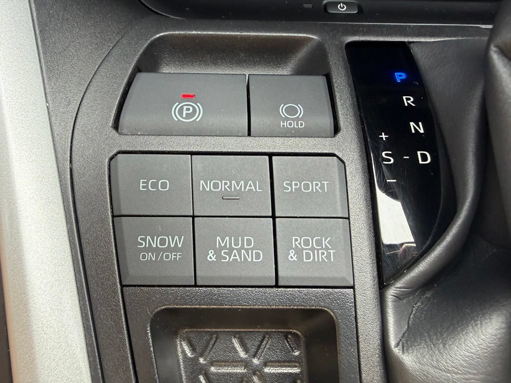 Certified 2023 Toyota RAV4 XLE Premium AWD/4WD image 24