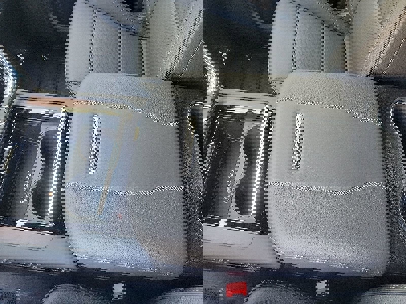 New 2026 GMC Yukon XL Denali image 17