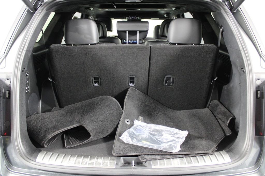 Used 2023 Hyundai Palisade Calligraphy image 16