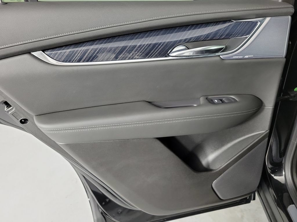 Certified 2024 Cadillac XT6 Premium Luxury w/ Technology Package AWD/4WD image 15