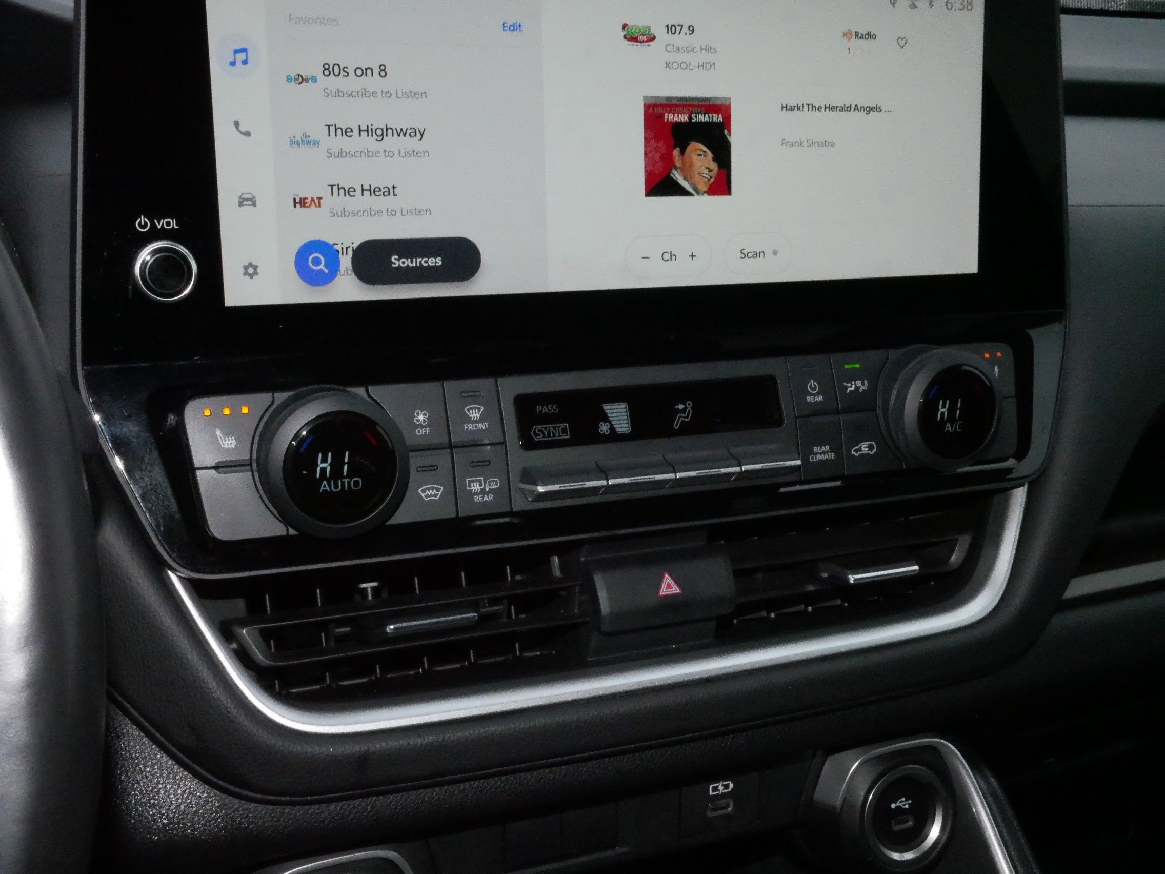 Certified 2024 Toyota Grand Highlander XLE image 23