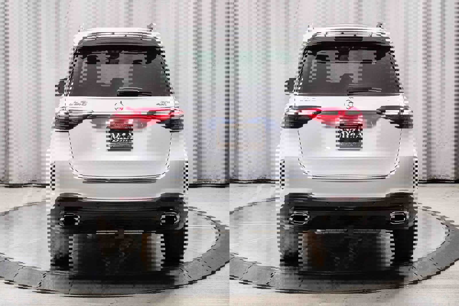 Used 2026 Mercedes-Benz GLE 450 4MATIC image 3