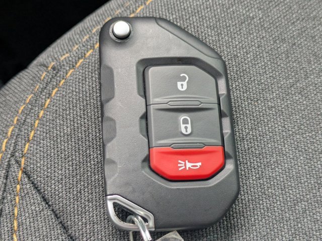 New 2025 Jeep Gladiator Sport image 25