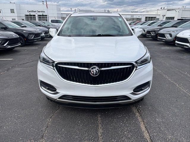 Used 2021 Buick Enclave Essence w/ Sound and Sites Package AWD/4WD image 2