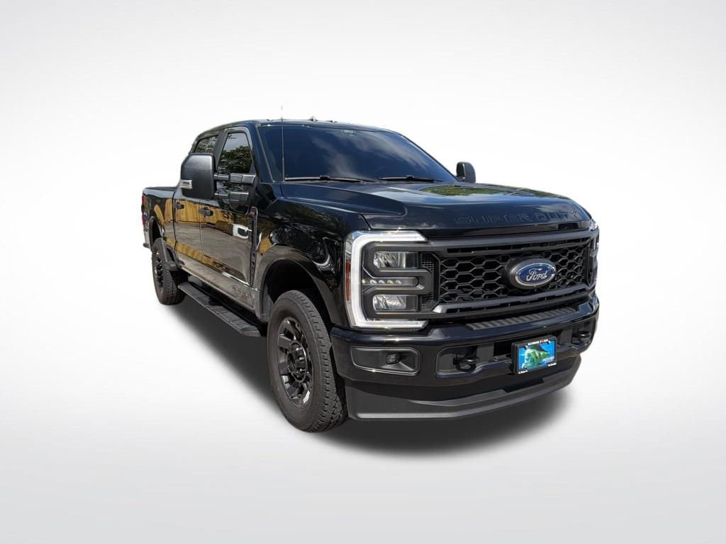 Used 2024 Ford F250 XL w/ STX Appearance Package image 2