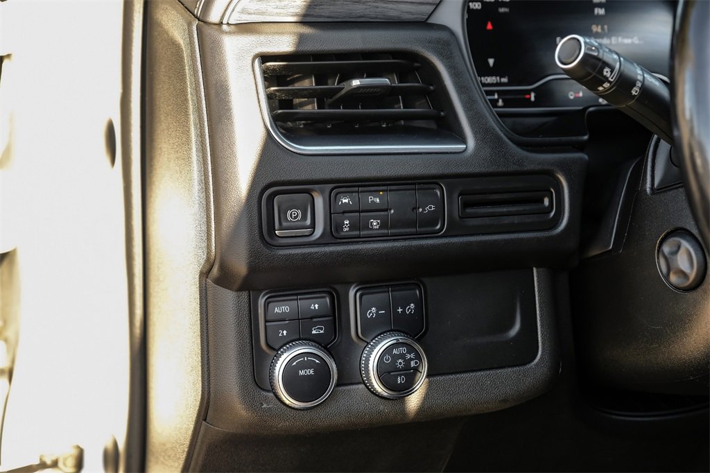 Used 2022 GMC Yukon XL SLT image 27