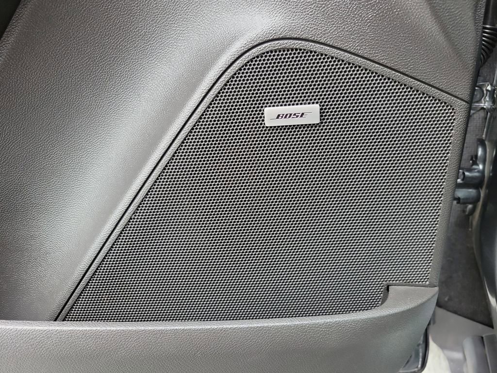 Used 2019 Chevrolet Trax Premier w/ LPO, Cargo Package image 21