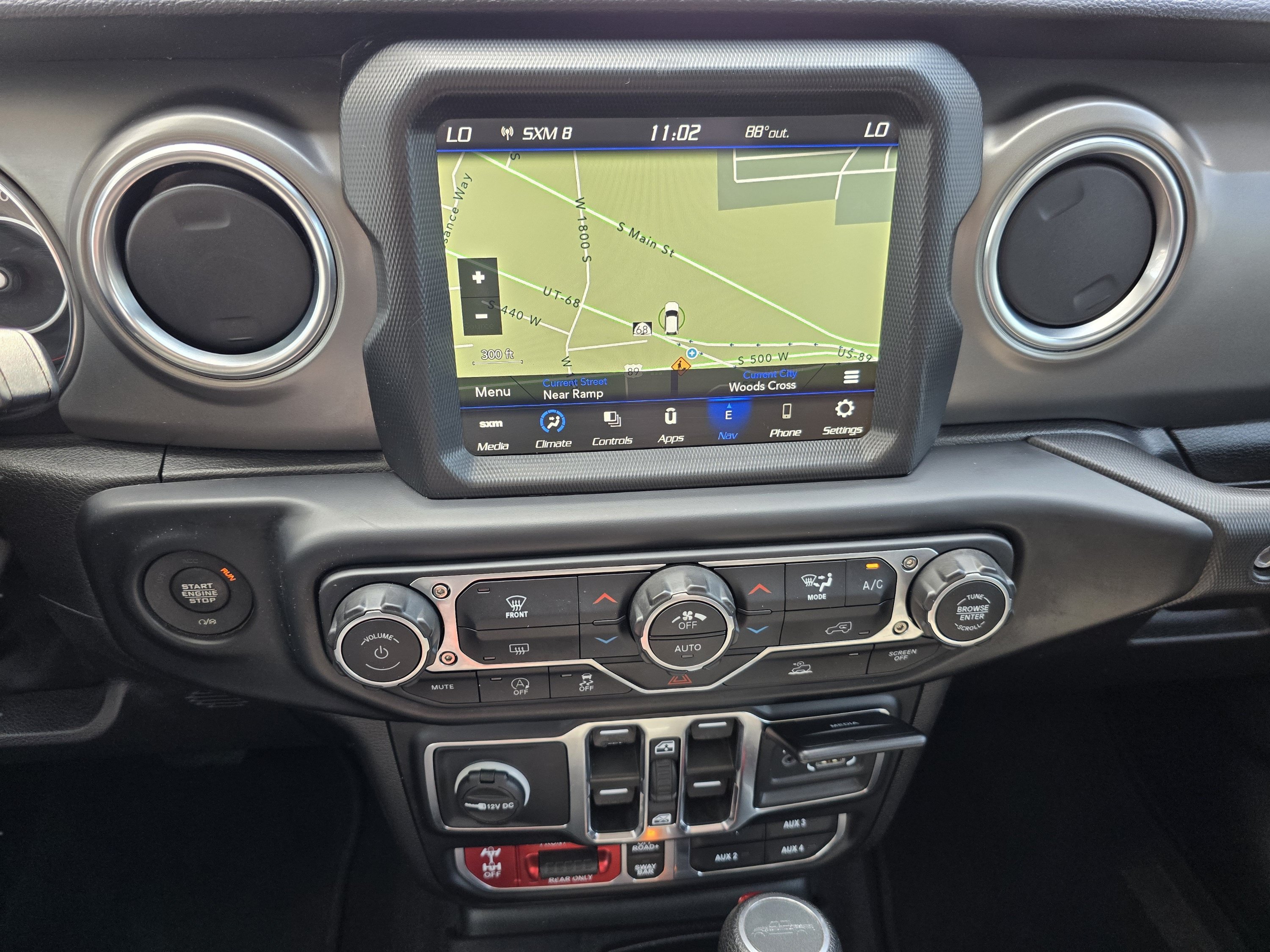Used 2022 Jeep Gladiator Rubicon w/ Trailer Tow Package AWD/4WD image 4