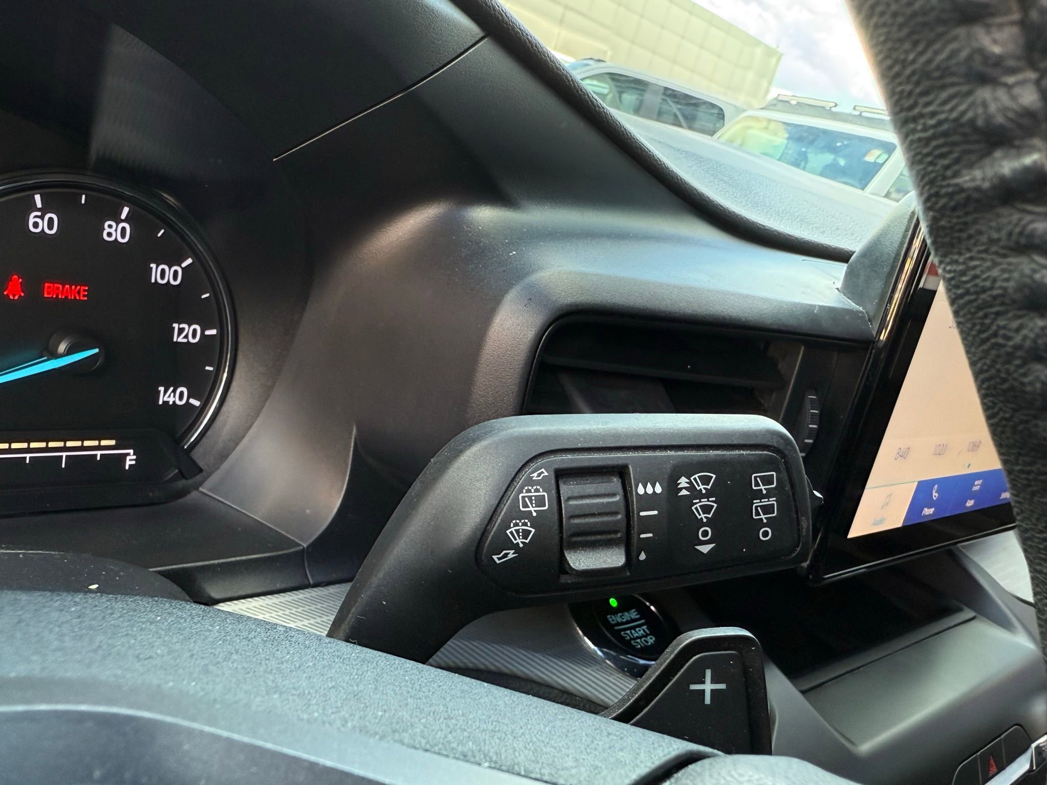 Used 2020 Ford Explorer XLT image 42