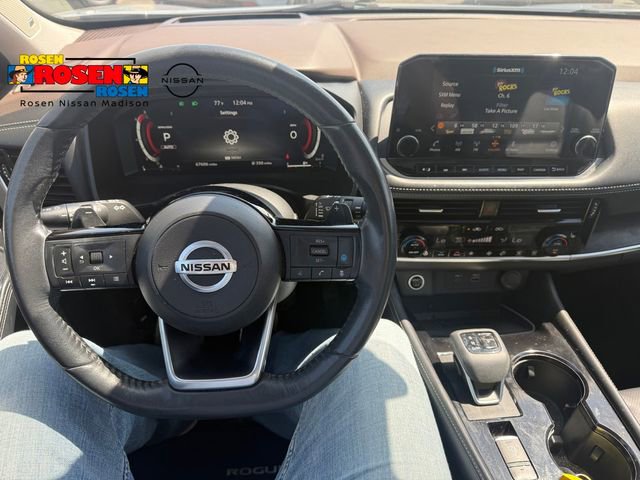 Used 2021 Nissan Rogue Platinum AWD/4WD image 14