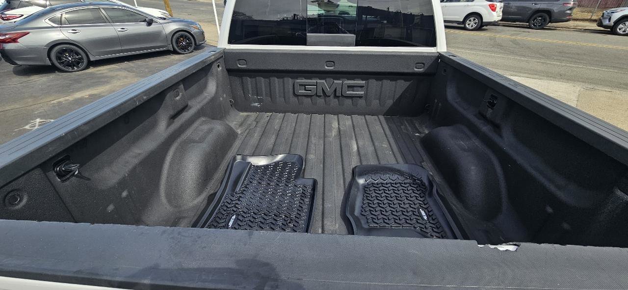 Used 2018 GMC Sierra 1500 SLT image 16