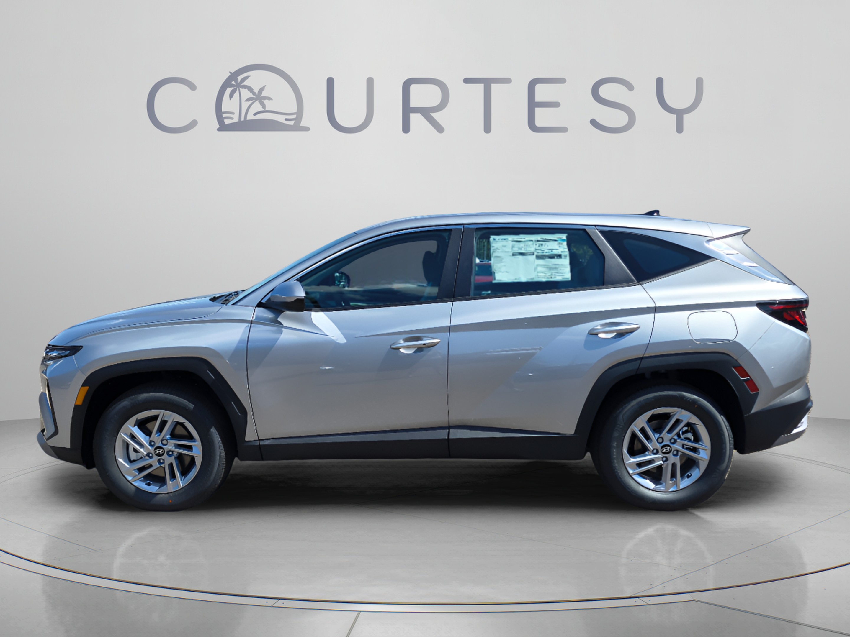 New 2026 Hyundai Tucson SE FWD image 2