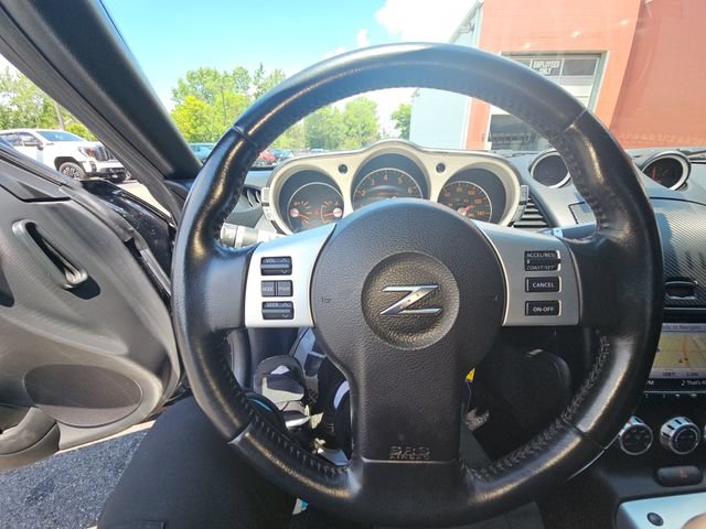 Used 2006 Nissan 350Z Grand Touring RWD image 35