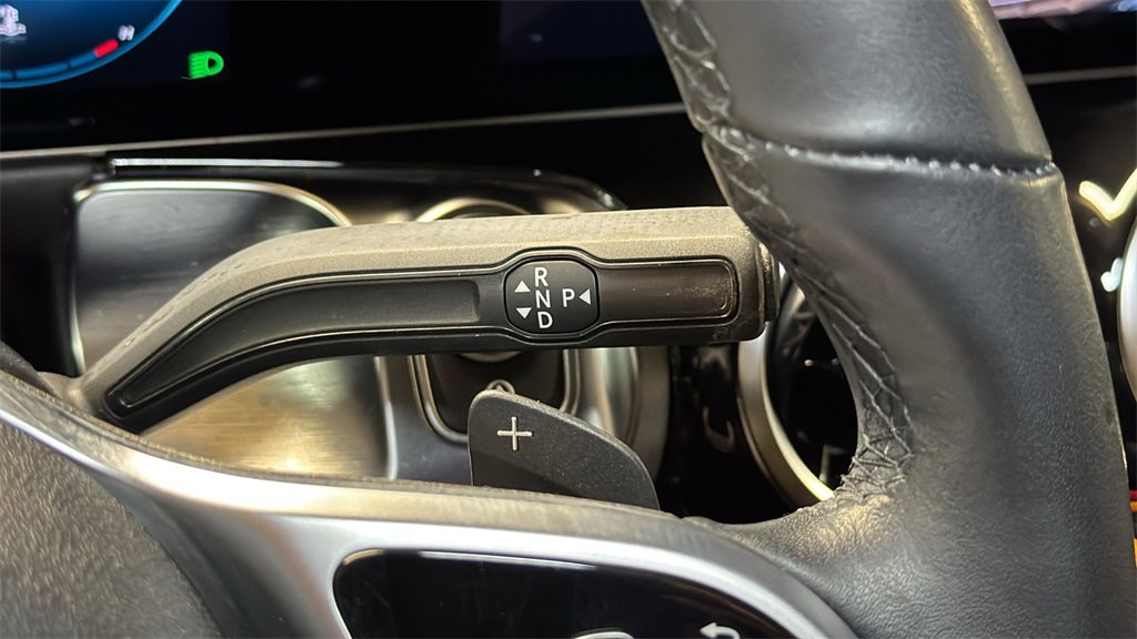 Used 2021 Mercedes-Benz GLB 250 4MATIC image 32