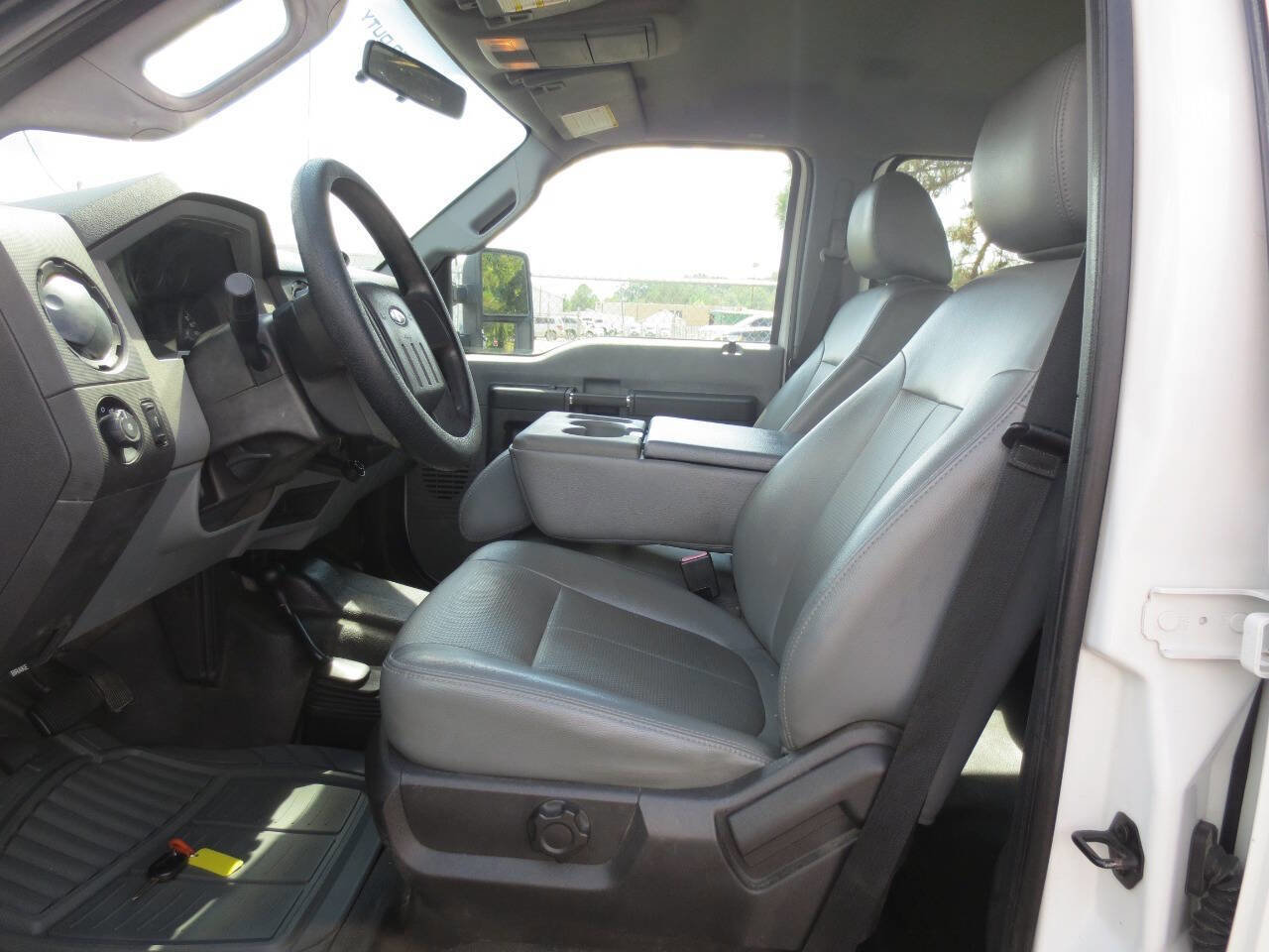 Used 2012 Ford F250 XL w/ PWR Equipment Group image 7