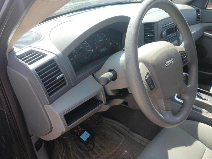 Used 2006 Jeep Grand Cherokee Laredo w/ Cargo Convenience Group AWD/4WD image 35