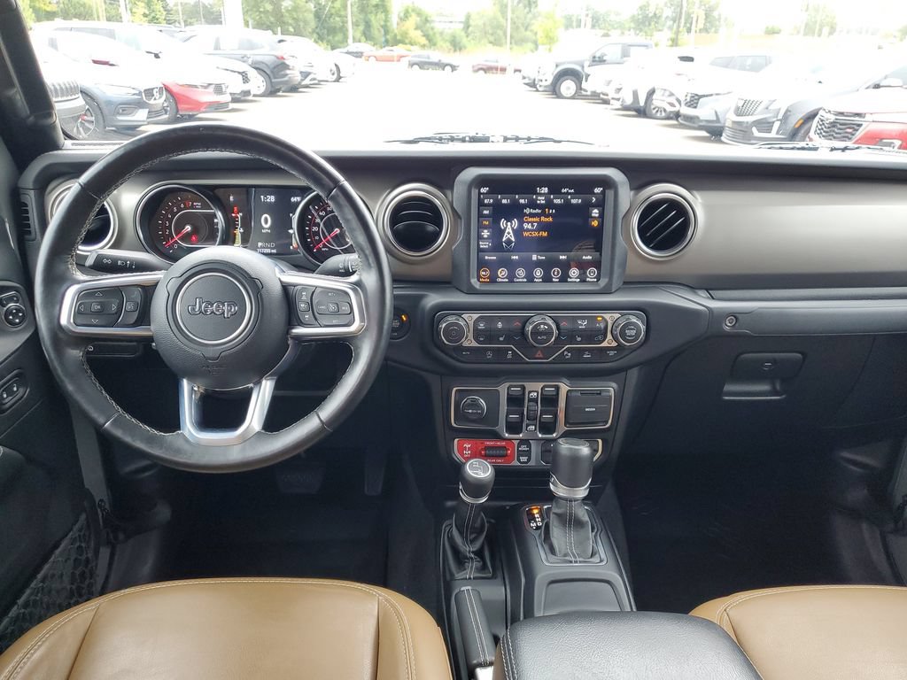 Used 2021 Jeep Gladiator Rubicon AWD/4WD image 13