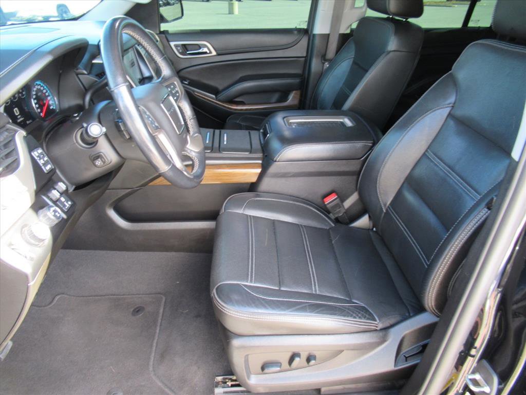 Used 2019 GMC Yukon XL Denali w/ Denali Ultimate Package image 19