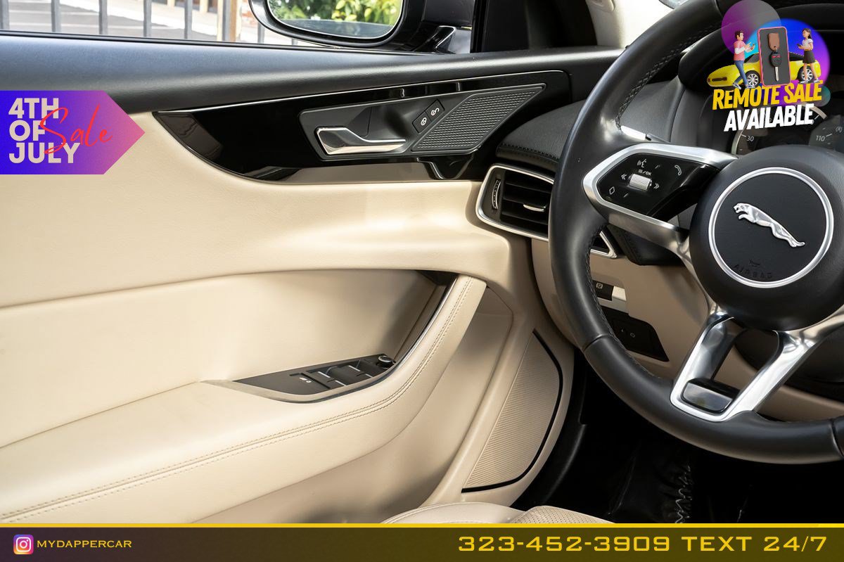 Used 2020 Jaguar XE S RWD image 19