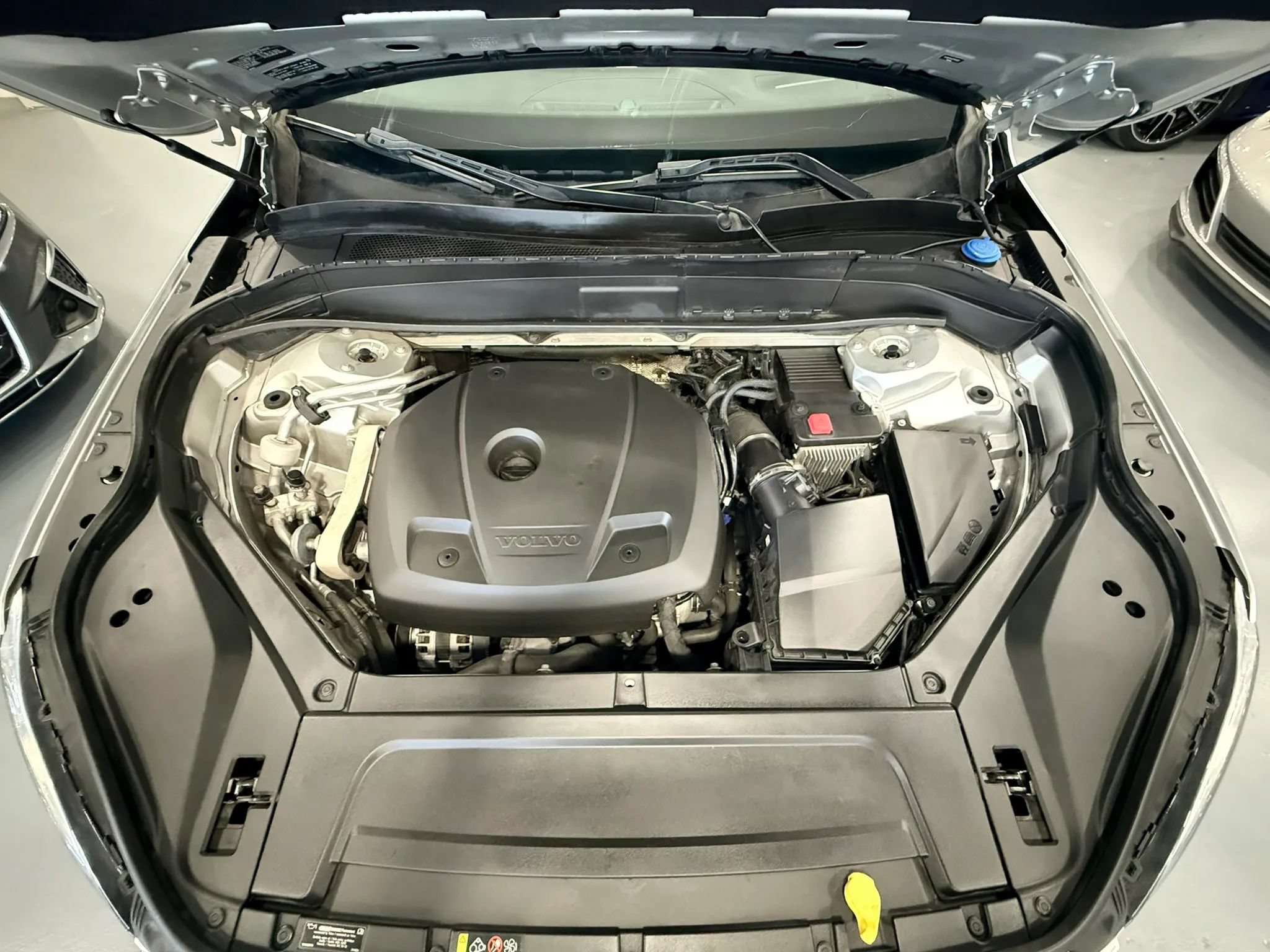 Used 2019 Volvo XC90 T5 Momentum FWD image 45