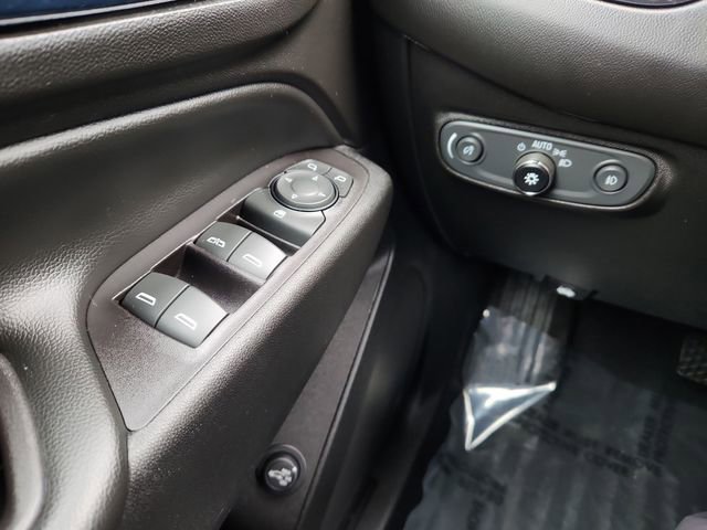 Used 2020 Chevrolet Equinox LT image 37