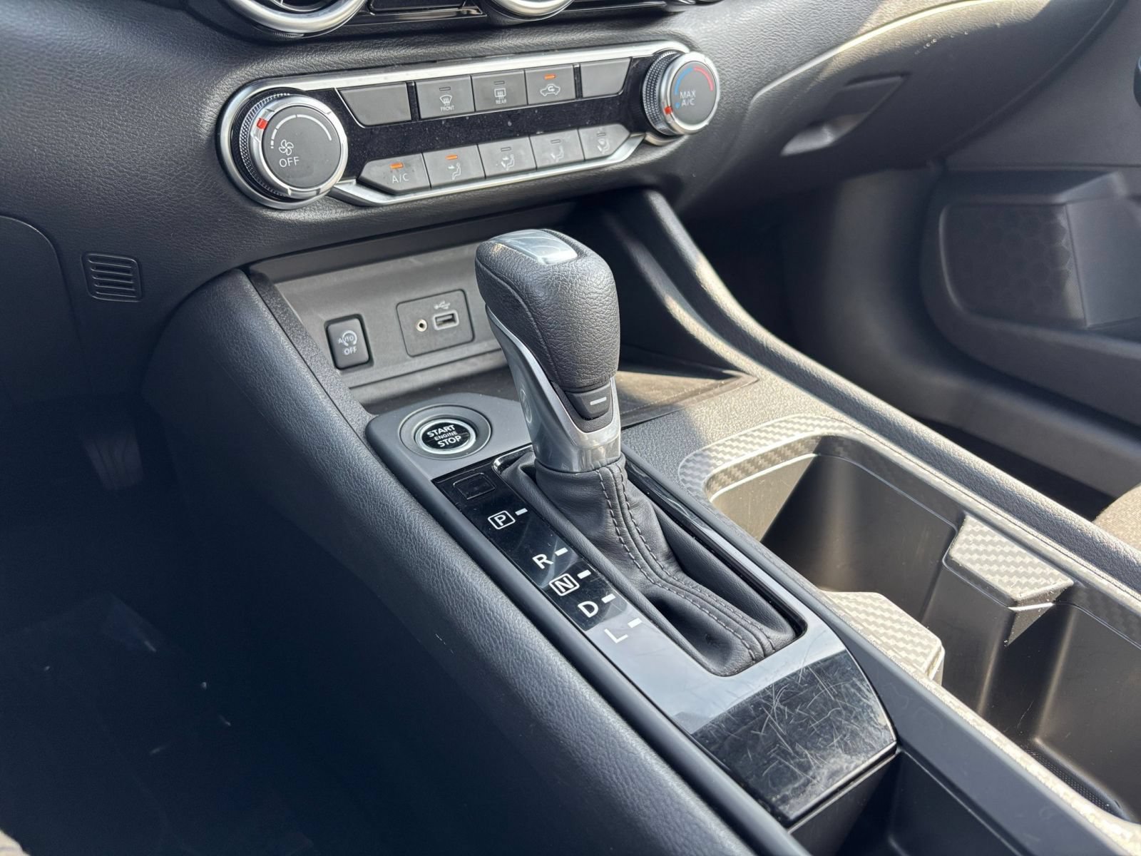 Used 2025 Nissan Sentra S FWD image 34