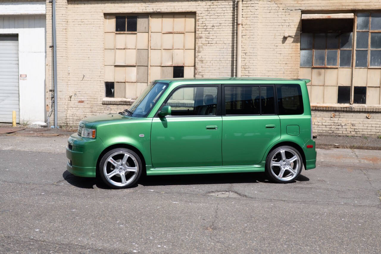 Used 2006 Scion xB FWD image 7