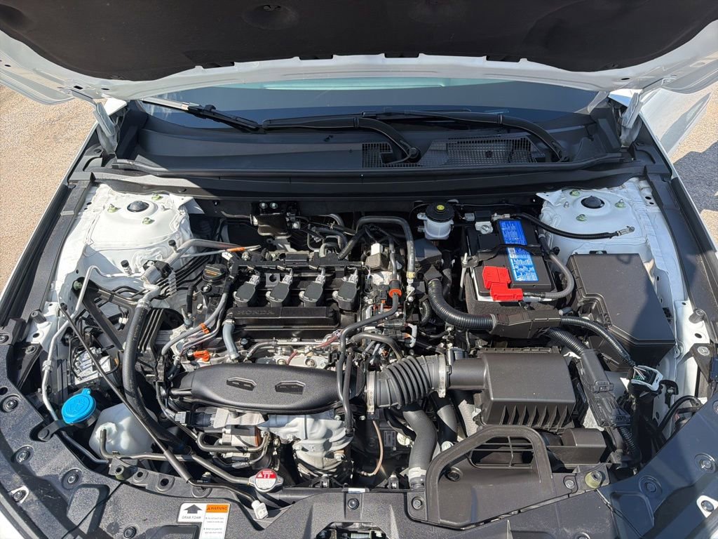 Used 2024 Honda Accord EX image 11