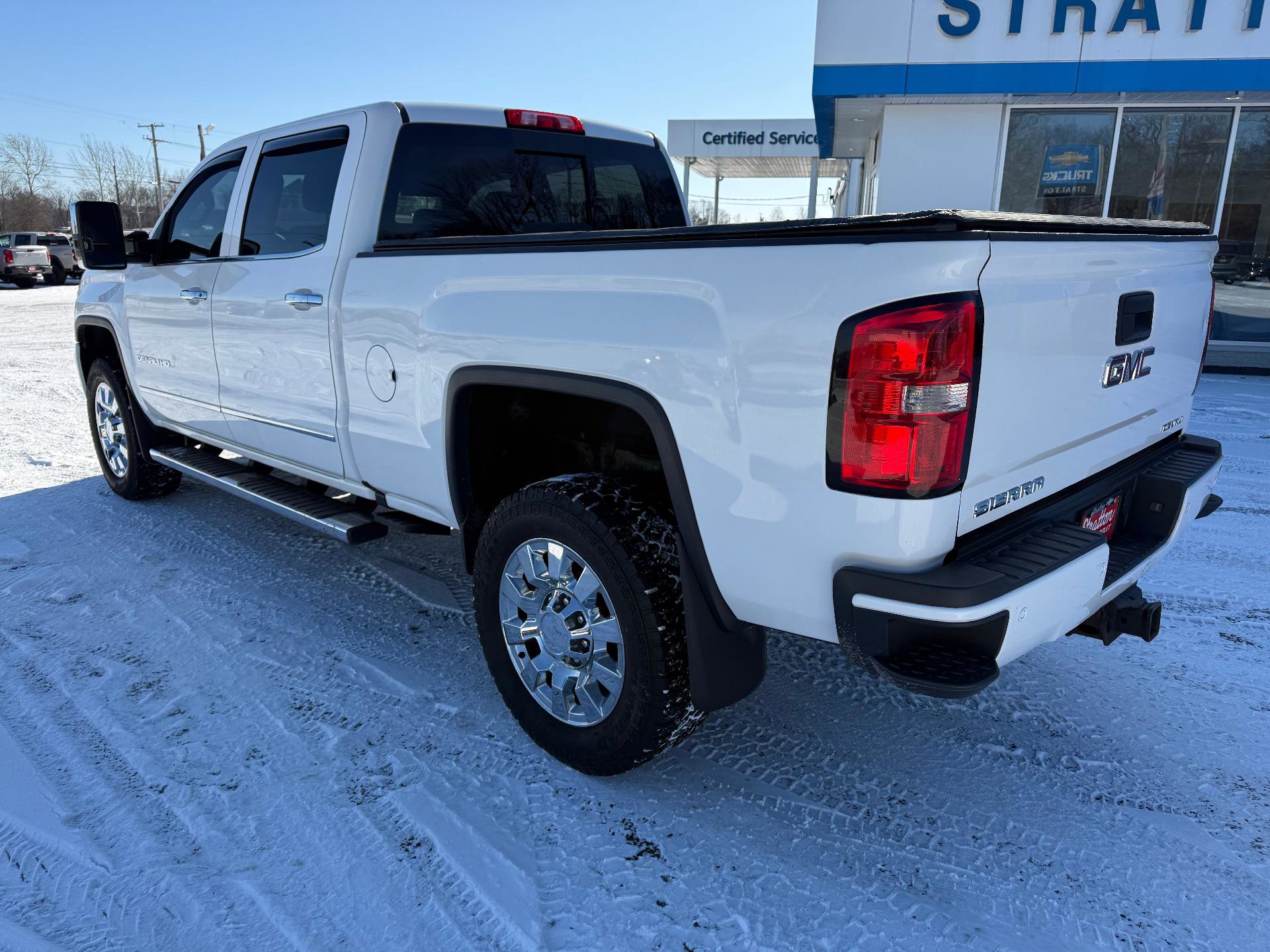 Used 2016 GMC Sierra 2500 Denali w/ Duramax Plus Package image 5