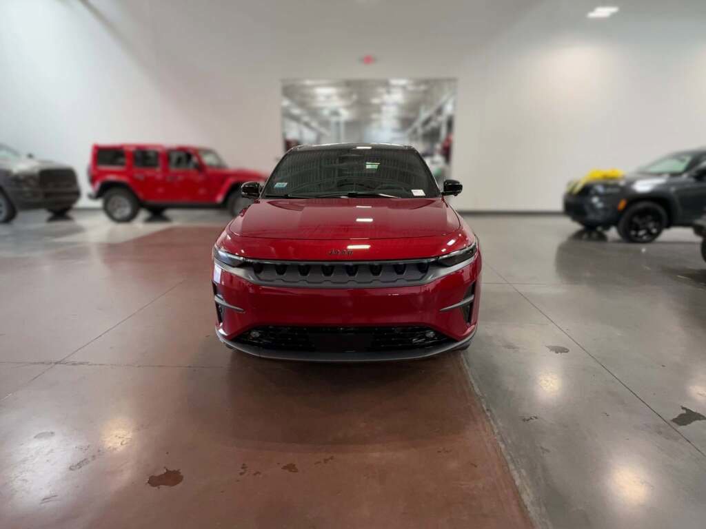 New 2025 Jeep Wagoneer S Limited image 2