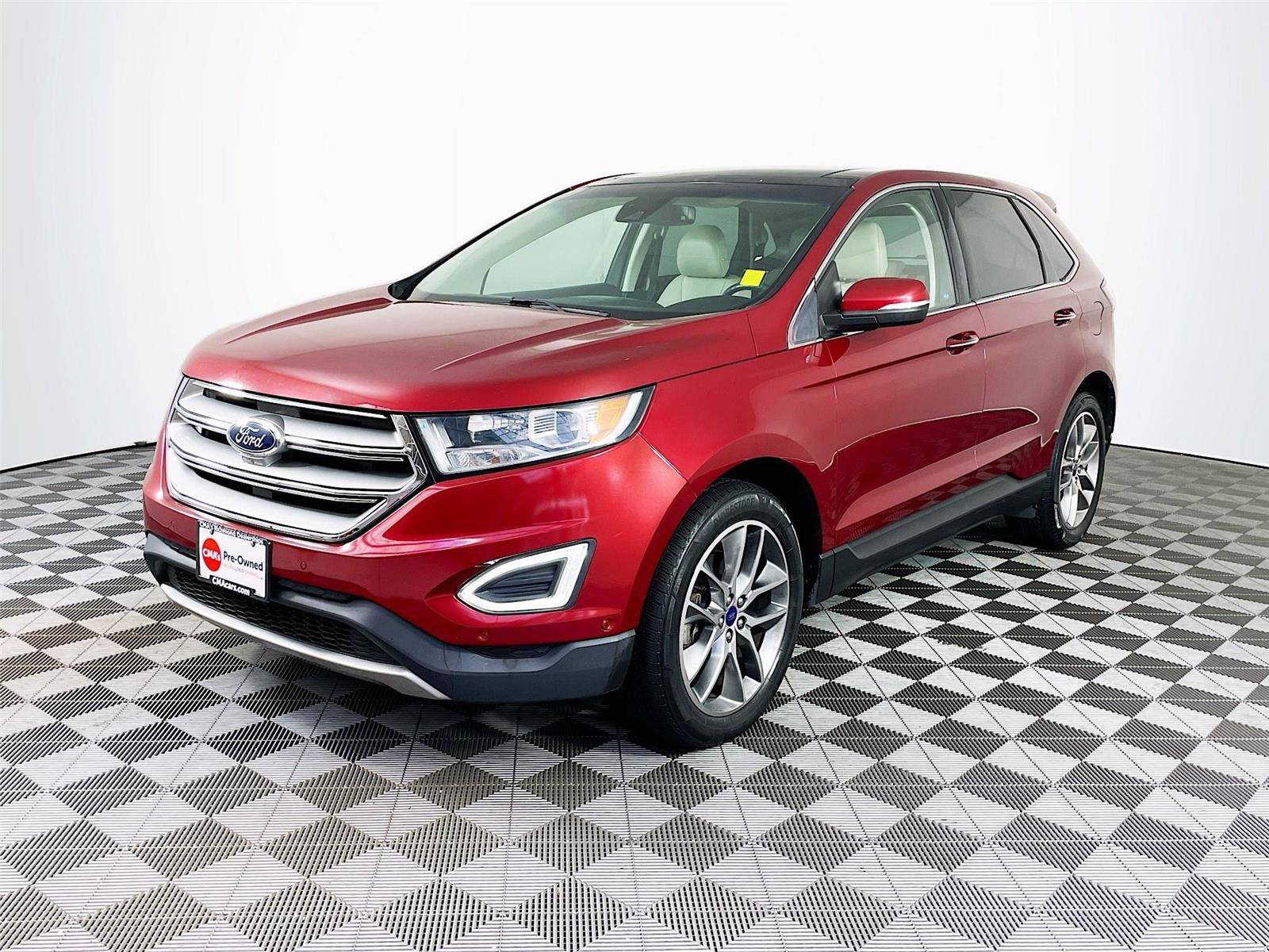Used 2015 Ford Edge Titanium w/ Equipment Group 302A image 3