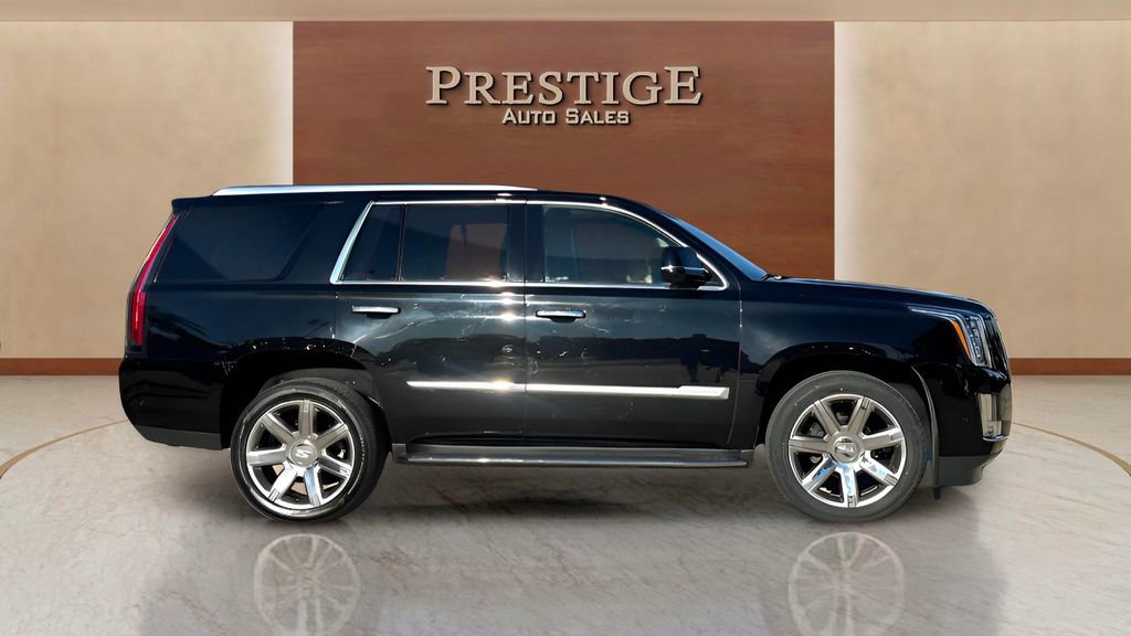 Used 2020 Cadillac Escalade Luxury image 9