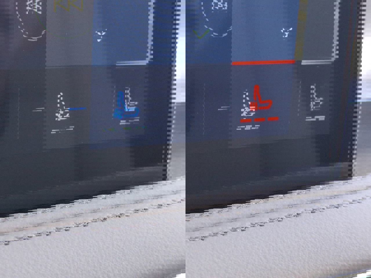 New 2026 Lincoln Corsair Premiere image 23