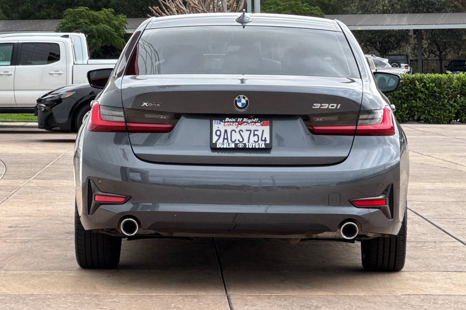 Used 2022 BMW 330i xDrive Sedan w/ Convenience Package image 5