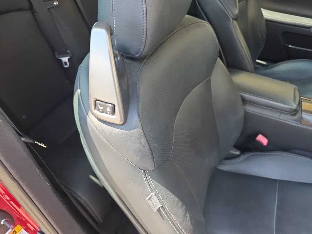 Used 2010 Lexus IS 350C RWD image 20